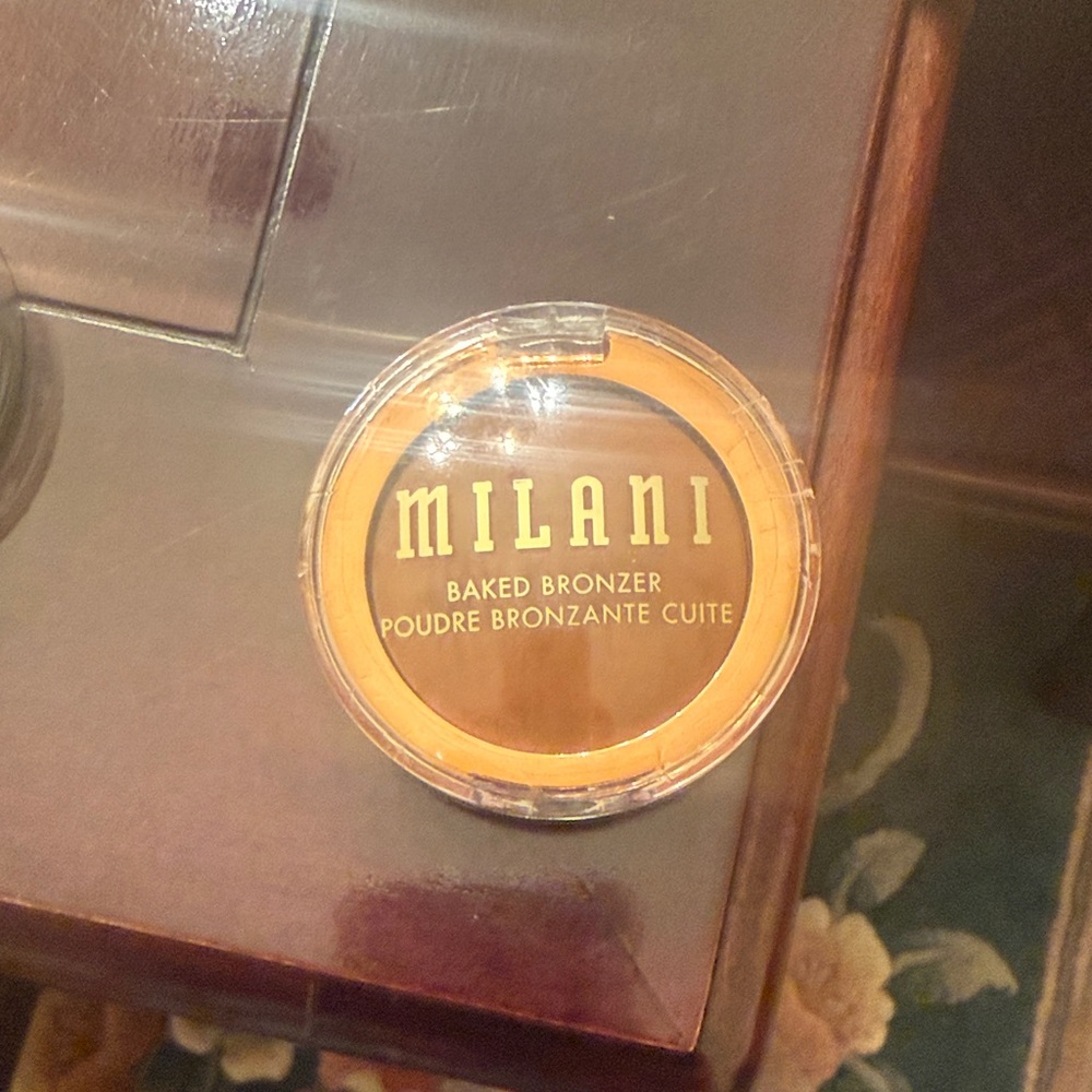 Milani Radiant Baked Bronzer